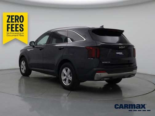Gray 2025 Kia Sorento S