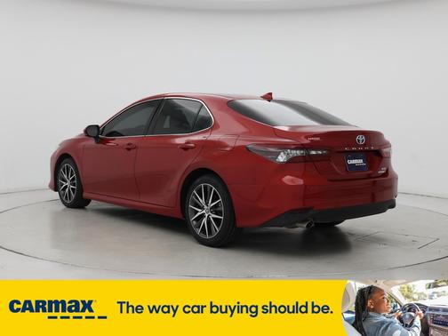 2023 Toyota Camry Hybrid XLE