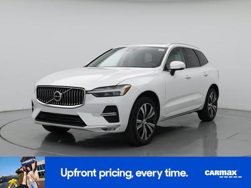 White 2022 Volvo XC60 B5 Inscription