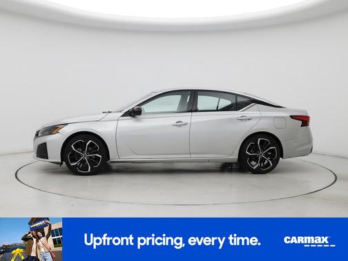 2023 Nissan Altima SR