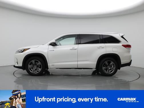 White 2017 Toyota Highlander Hybrid Limited Platinum