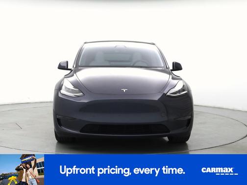 Silver 2023 Tesla Model Y Long Range