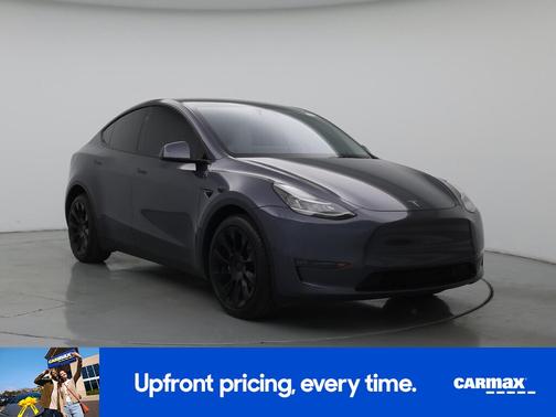 Silver 2023 Tesla Model Y Long Range