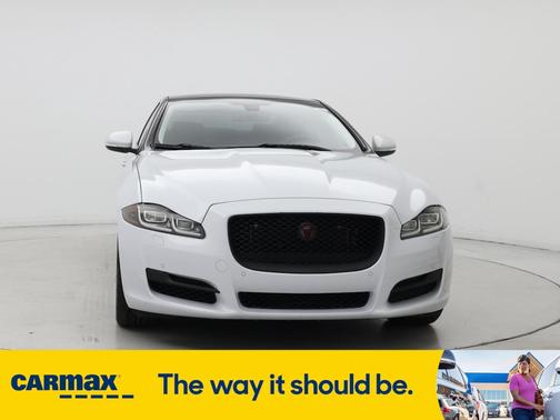 2016 Jaguar XJ Supercharged