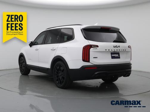 White 2022 Kia Telluride SX