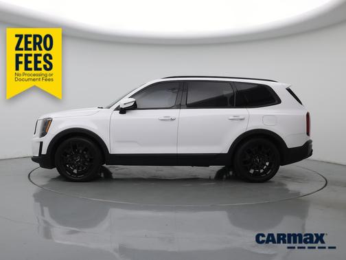 White 2022 Kia Telluride SX
