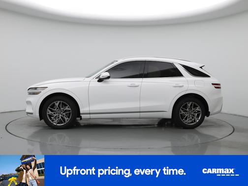 White 2022 Genesis GV70