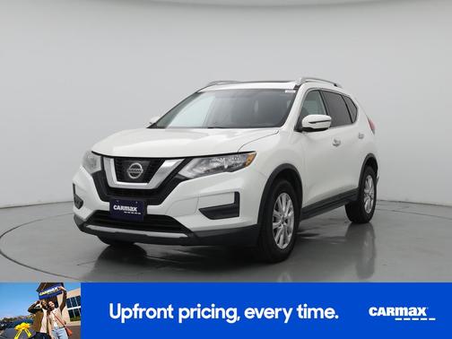 White 2017 Nissan Rogue SV