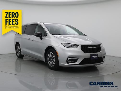 Silver 2024 Chrysler Pacifica Hybrid Select