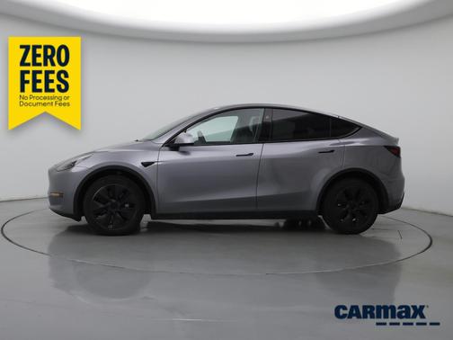 Gray 2025 Tesla Model Y Long Range