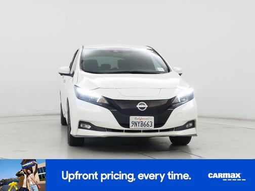 White 2025 Nissan Leaf SV Plus