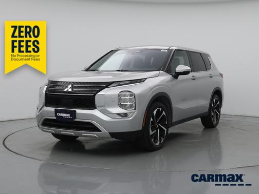 Gray 2024 Mitsubishi Outlander SE