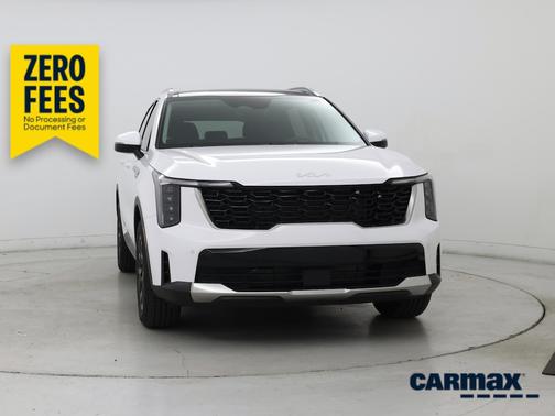 White 2026 Kia Sorento S