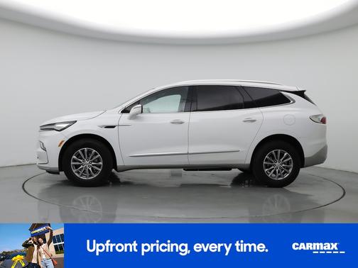 White 2024 Buick Enclave Premium