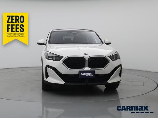 White 2025 BMW X2 XDrive28i