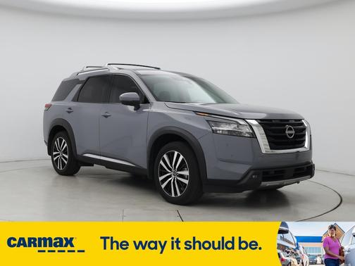 2024 Nissan Pathfinder Platinum