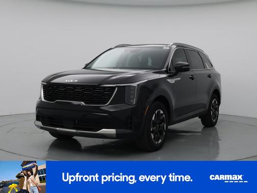 Black 2024 Kia Sorento S