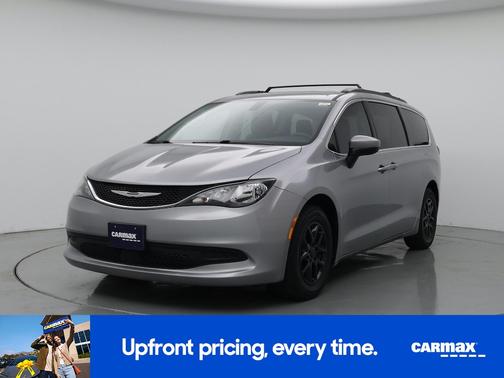 Gray 2021 Chrysler Voyager LXI