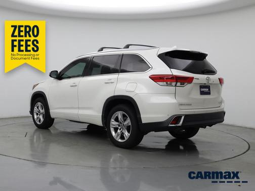 White 2018 Toyota Highlander Limited