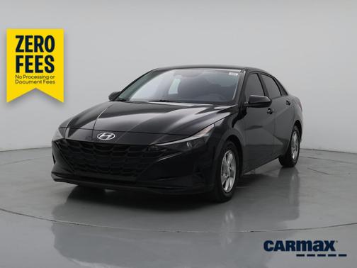 Black 2022 Hyundai ELANTRA SE