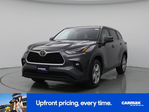 Gray 2025 Toyota Highlander LE