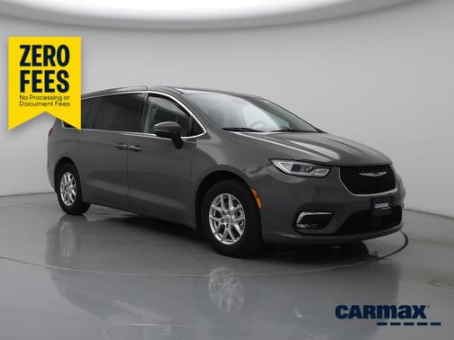 Gray 2023 Chrysler Pacifica Touring L