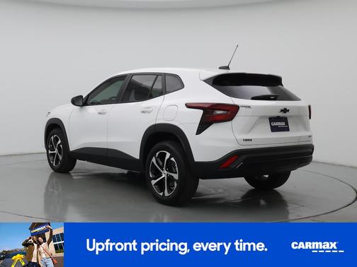 White 2026 Chevrolet Trax 1RS