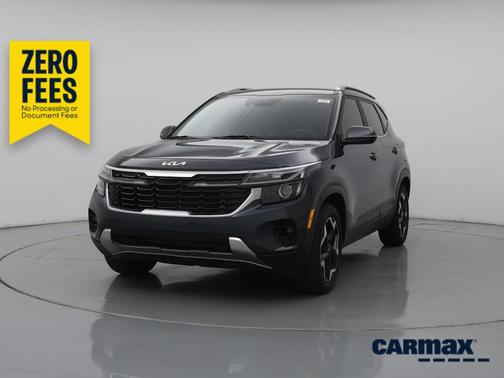 Gray 2024 Kia Seltos EX