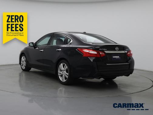 Black 2016 Nissan Altima SL