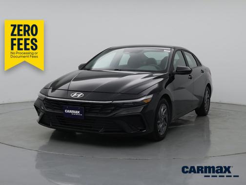 Black 2024 Hyundai ELANTRA SEL
