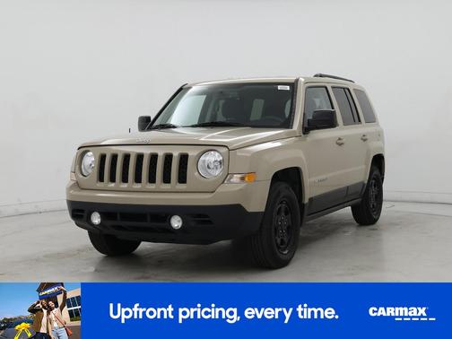 Tan 2017 Jeep Patriot Sport