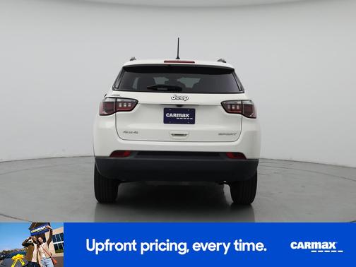 White 2018 Jeep Compass Sport