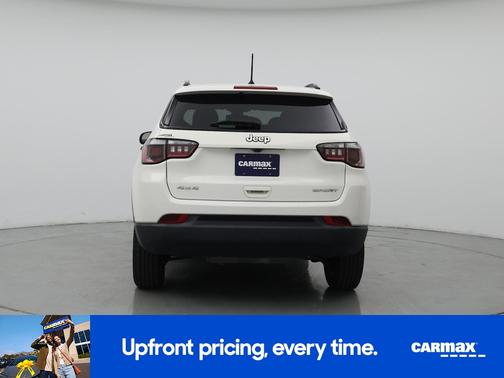 White 2018 Jeep Compass Sport