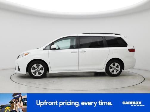 2019 Toyota Sienna LE