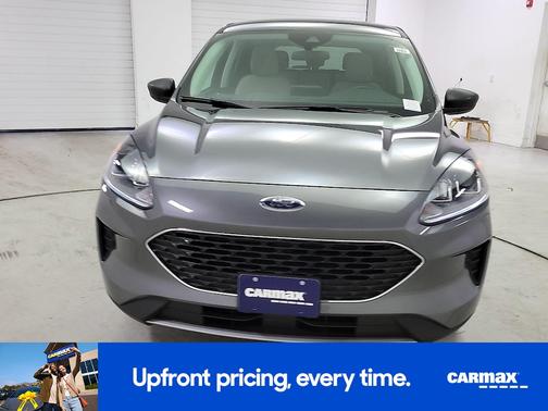 Gray 2022 Ford Escape SE