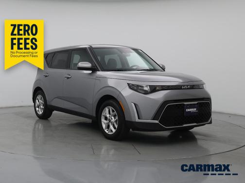 Gray 2025 Kia Soul LX