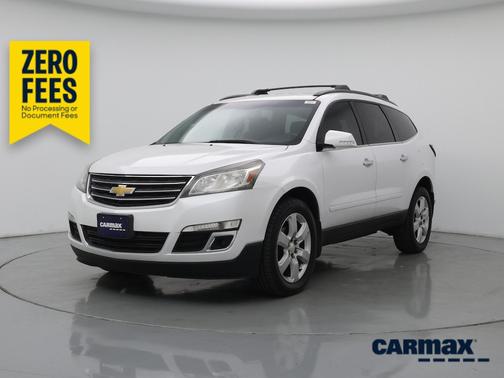 White 2016 Chevrolet Traverse LT