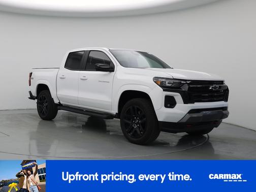 White 2025 Chevrolet Colorado Z71
