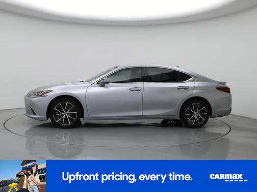 2022 Lexus ES 250 Luxury