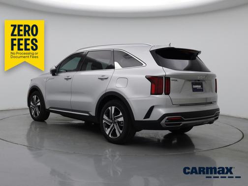Silver 2023 Kia Sorento Plug-In Hybrid SX Prestige