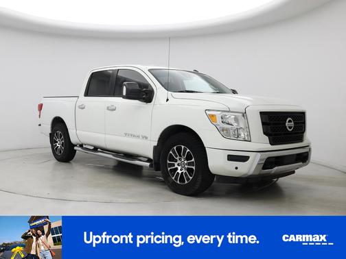 2020 Nissan Titan SV
