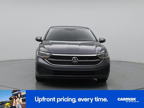 Gray 2024 Volkswagen Jetta SE