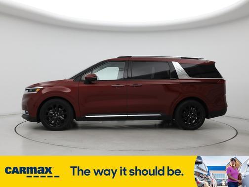 2022 Kia Carnival SX