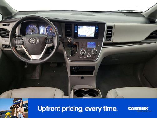 2015 Toyota Sienna XLE