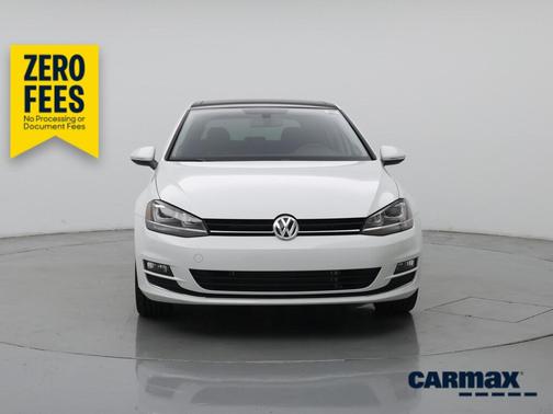 White 2015 Volkswagen Golf SE