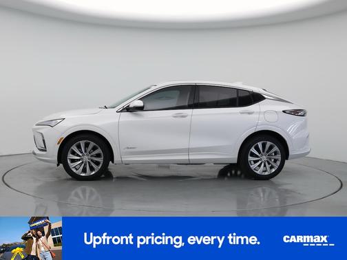 White 2024 Buick Envista Avenir