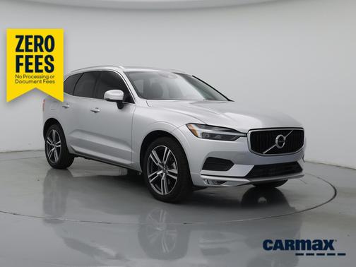 Silver 2021 Volvo XC60 T5 Momentum