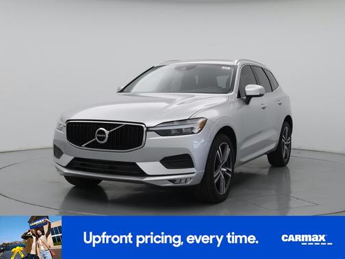 Silver 2021 Volvo XC60 T5 Momentum