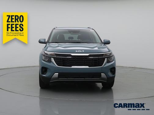 Blue 2024 Kia Seltos EX