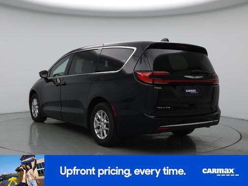 Black 2025 Chrysler Pacifica Select